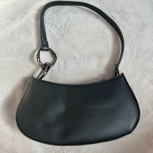 Black shoulder bag